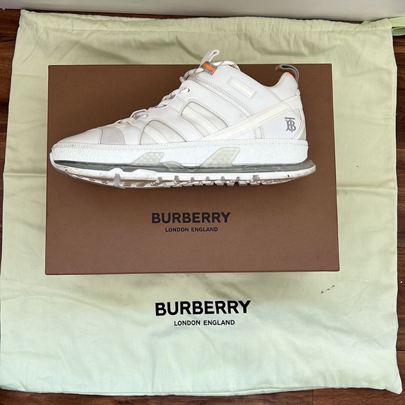 Burberry Lowtop Optic White Sneaker - Picture 3 of 5